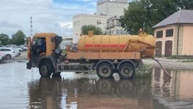 Три единицы спецтехники устраняли последствия ливня в Иванове