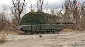 Бойцы СВО дали оценку модернизированной бронетехнике БРЭМ-80 и Т-80БВМ