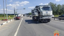 Семь автомобилей столкнулись на трассе в Подмосковье