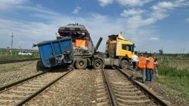 Машинист тепловоза пострадал в ДТП с грузовиком в Волгоградской области