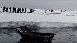 В Сахалинской области спасли 170 рыбаков, дрейфовавших в Охотском море