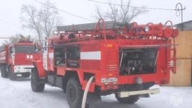 Near Chelyabinsk on the Day of the Defender of the Fatherland caught fire shop with pyrotechnics