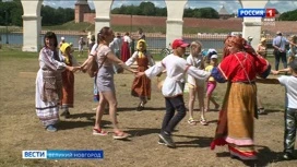 В Великом Новгороде на Ярославовом дворище состоялся ежегодный фестиваль "Игры и люди"