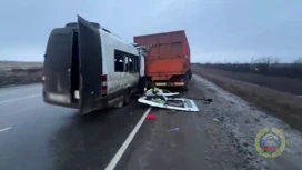 Der Unfall mit einem Toten und sechs Verletzten trat bei Volgograd auf