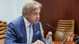 Pushkov croit que Macron a vengé Trump pour une réception froide à la Maison Blanche