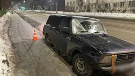 Пьяный водитель легкового автомобиля сбил двух подростков в Ижевске