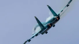 Su-34は、国境地域のウクライナ軍の人力と機器に吹く