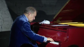 Yesenin Center hat das Programm Chopin/Akhmatov vorbereitet