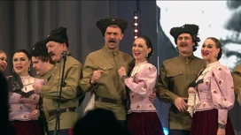 The ensemble of songs and dances of the Don Cossacks presented the program “On guard of Russia”