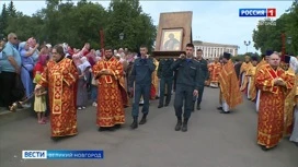 Через Новгородскую область прошел крестный ход с частицей мощей Александра Невского