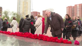 Память уральцев, погибших в годы ВОВ, почтили жители Екатеринбурга