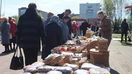 В Заволжске состоялась весенняя ярмарка "С пылу с жару"