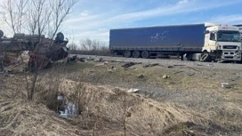 На трассе "Сибирь" произошло массовое ДТП, пострадали пять человек