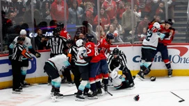 Los jugadores de Hockey “Washington” y “Seattle” organizaron una pelea masiva en el partido NHL