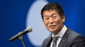 IOC candidato presidenziale Watanabe ha esortato a restituire i russi ai tornei