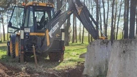 В Приволжском районе продолжается благоустройство Василевского парка