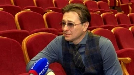 Народный артист России Сергей Безруков привез в Архангельск два спектакля Московского Губернского театра