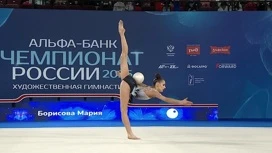 Russische Gymnastik-Champion Borisova: Training half, Ergebnisse zu erzielen