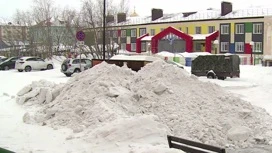 Снегопады в Салехарде проверяют коммунальщиков на прочность