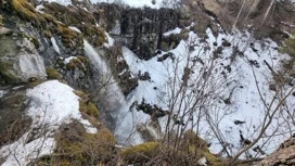 Сухие водопады проснулись в Челябинской области