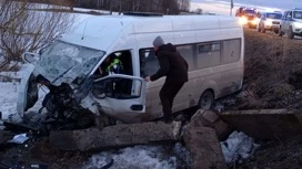 В Челябинской области разбился микроавтобус с пассажирами