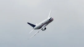 Sukhoi Superjet по техническим причинам после вылета вернулся в Пулково