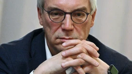 Grushko ha chiamato possibili opzioni per il monitoraggio della conformità con l'accordo sull'Ucraina