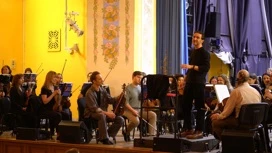 Los fans de la música clásica visitaron el ensayo de la Orquesta Sinfónica de Chelyabinsk