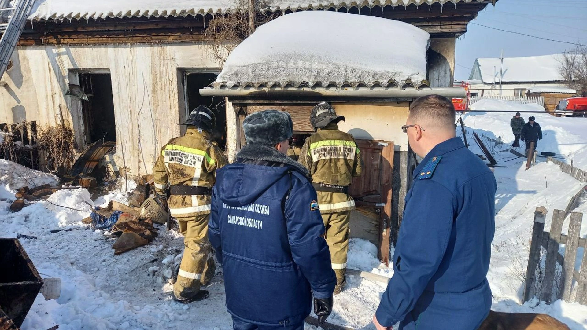 Три человека погибли в пожаре под Самарой