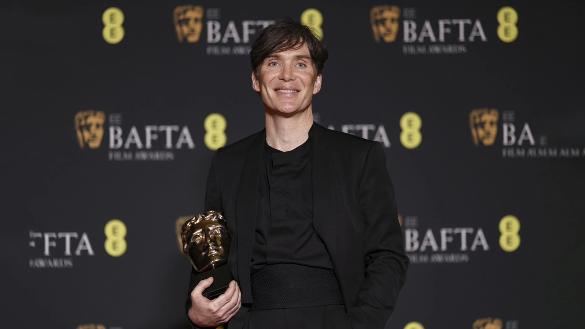 Драма "Оппенгеймер" стала триумфатором британской кинопремии BAFTA