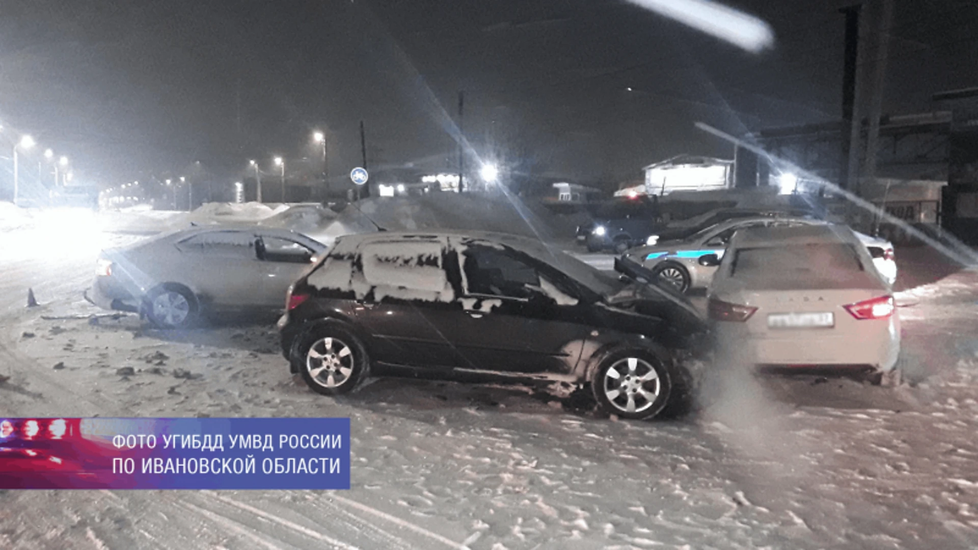 В тройном ДТП в Иванове пострадали 2 человека