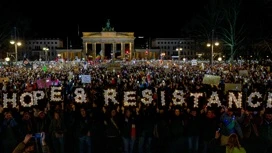 В Кельне тысячи человек вышли на демонстрацию против АдГ и ХДС/ХСС