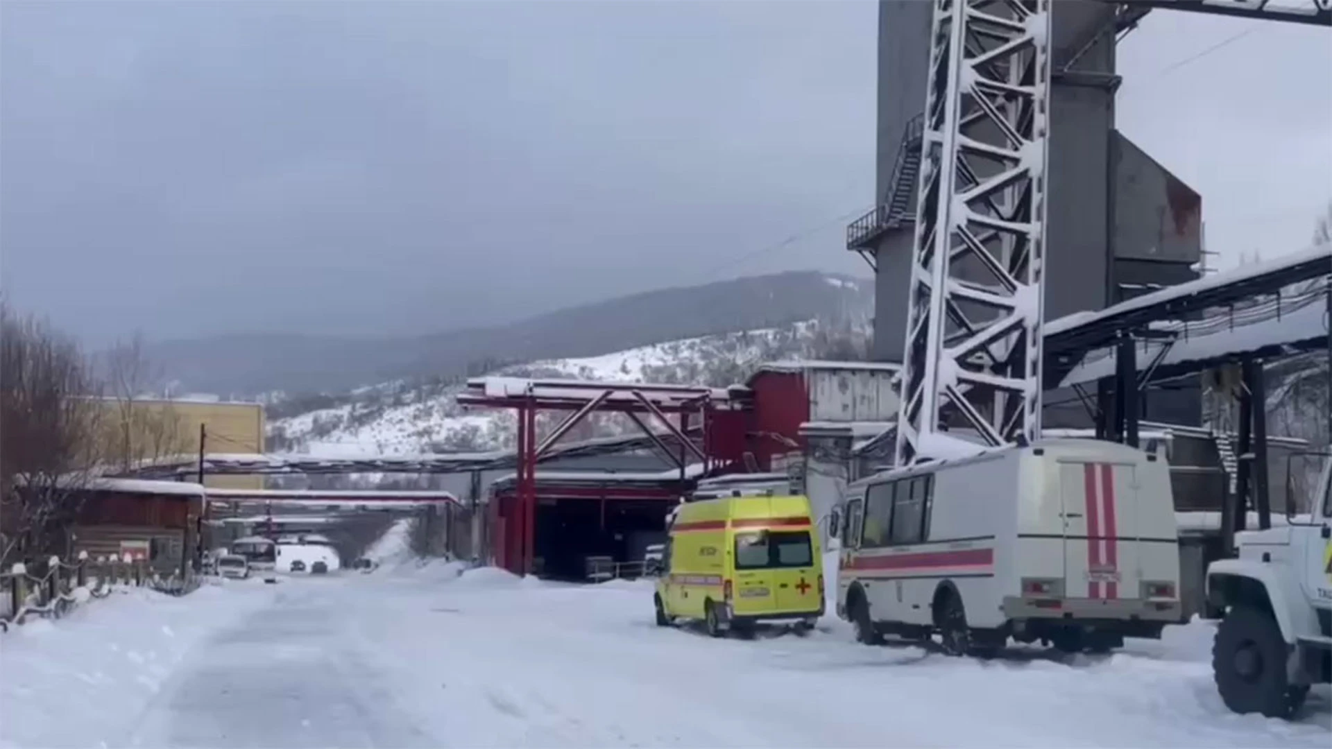 Горноспасатели завершили работы в шахте "Таштагольская" в Кемеровской области