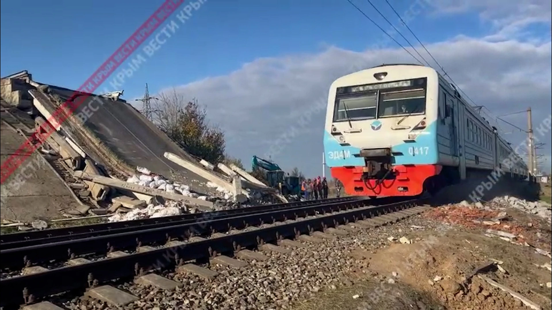 После обрушения моста в Крыму возобновили движение электричек