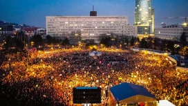 В Словакии прошли многотысячные митинги с призывом отставки Фицо