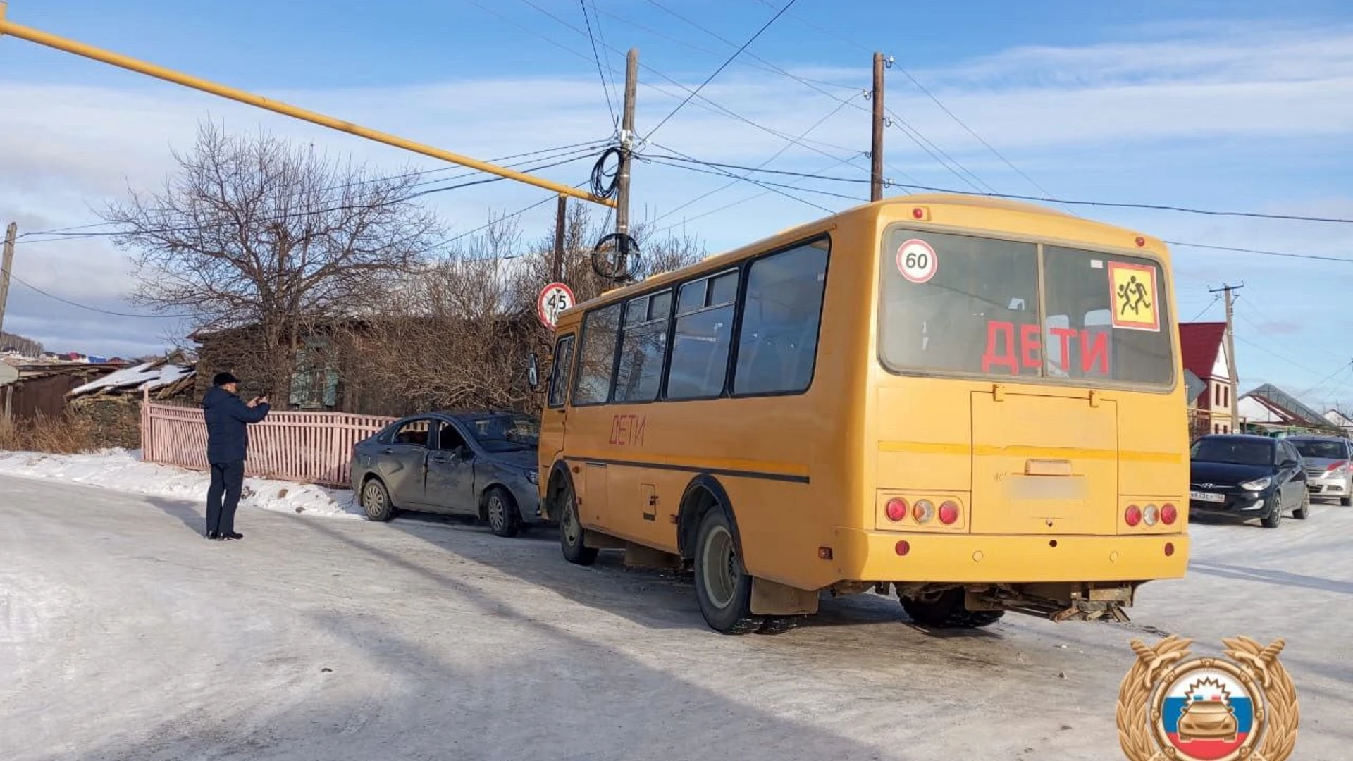 Школьный автобус с детьми попал в ДТП в Башкирии