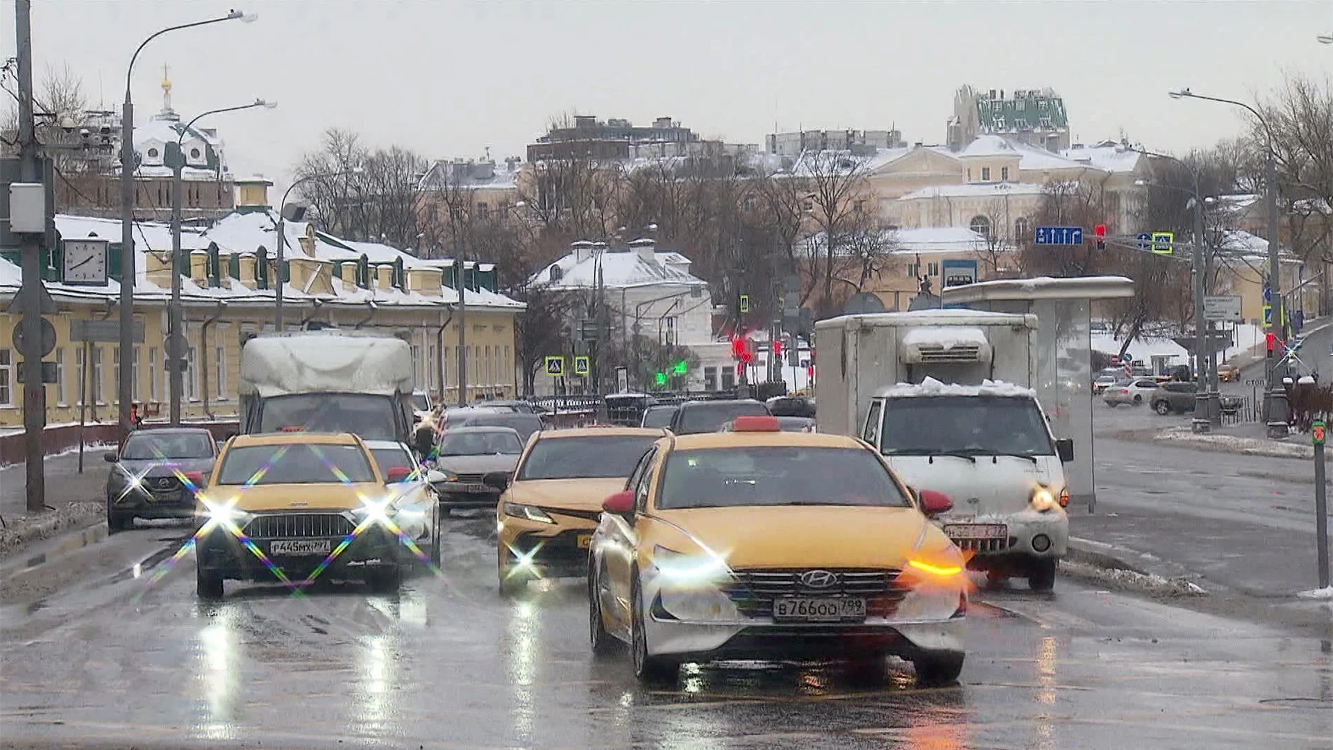 Температура выше климатической нормы продержится в Москве минимум до марта