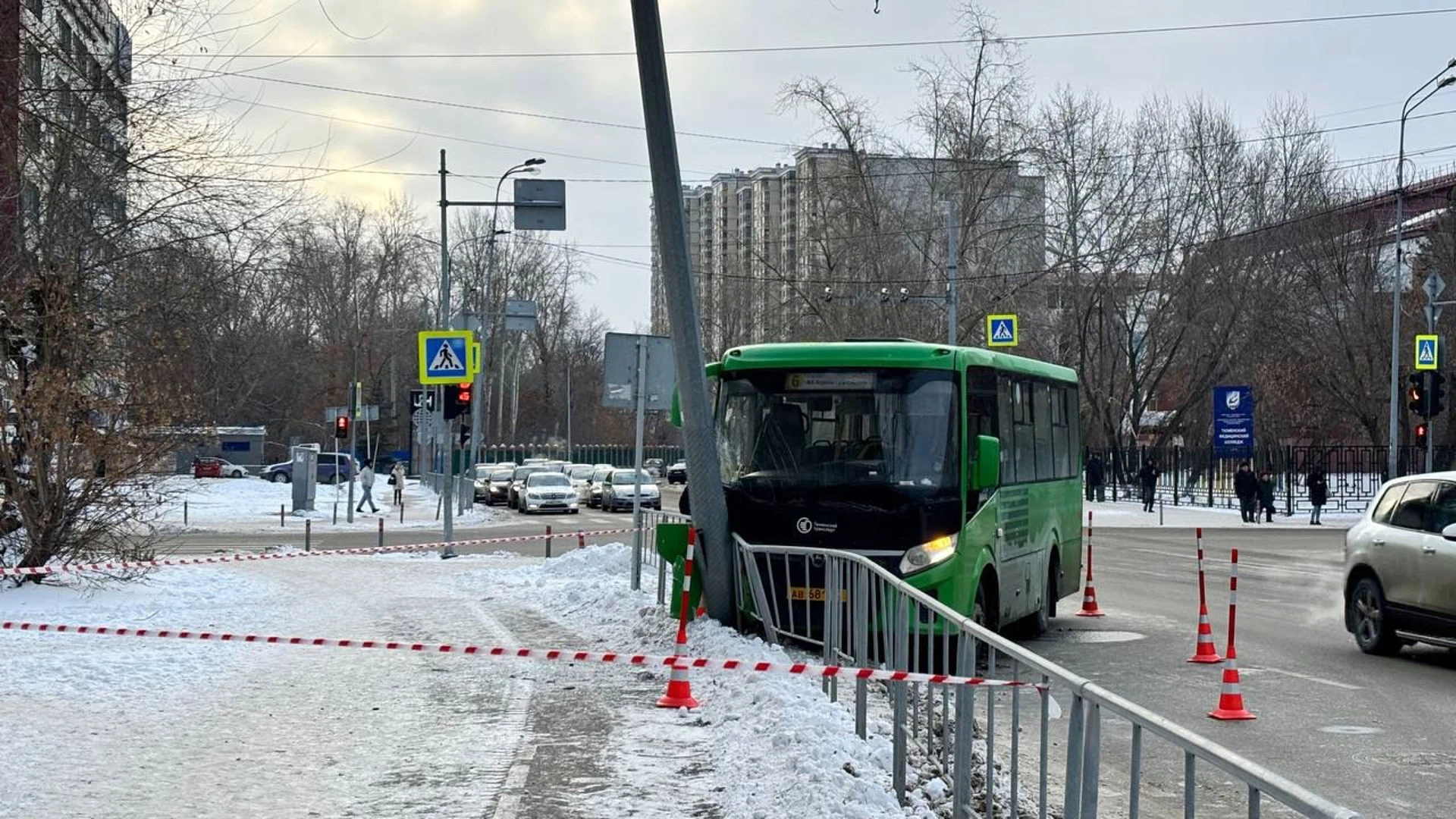 После ДТП с маршруткой в Тюмени возбудили уголовное дело