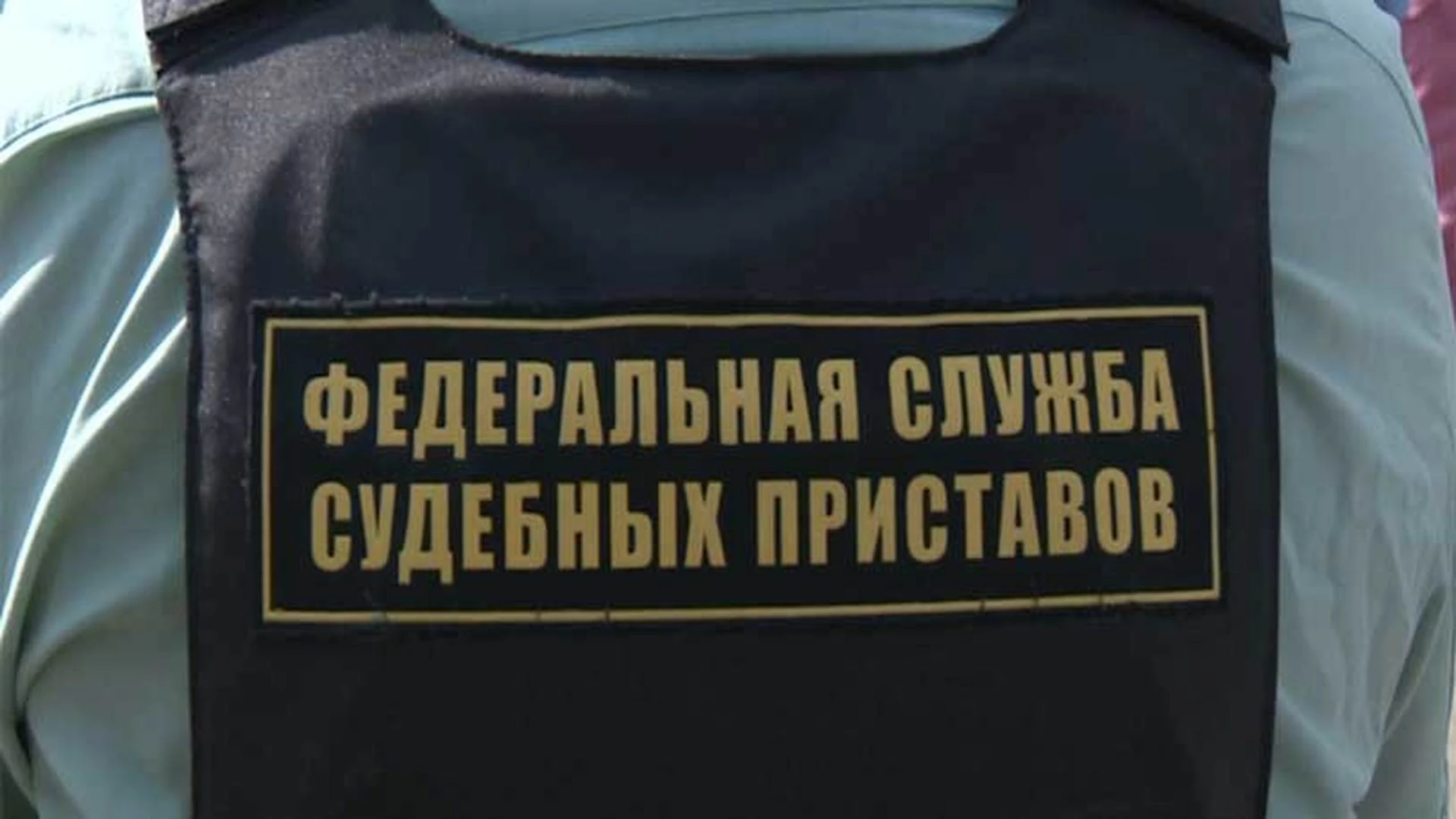 Житель Новосибирска выплатил долг, чтобы уехать на свадьбу в Таджикистан