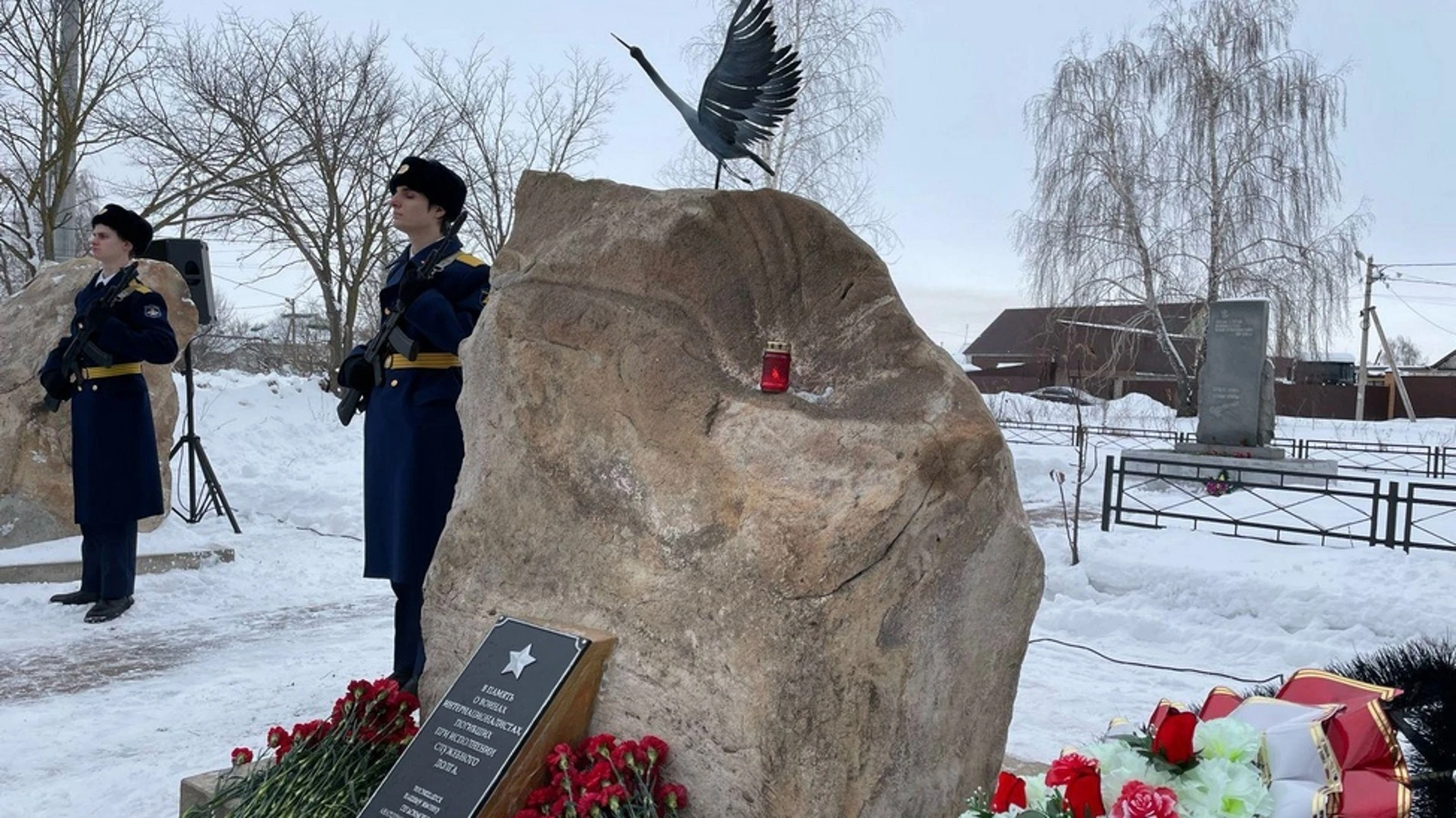 Новый памятник воинам-интернационалистам открыли в Липецке в Сселках