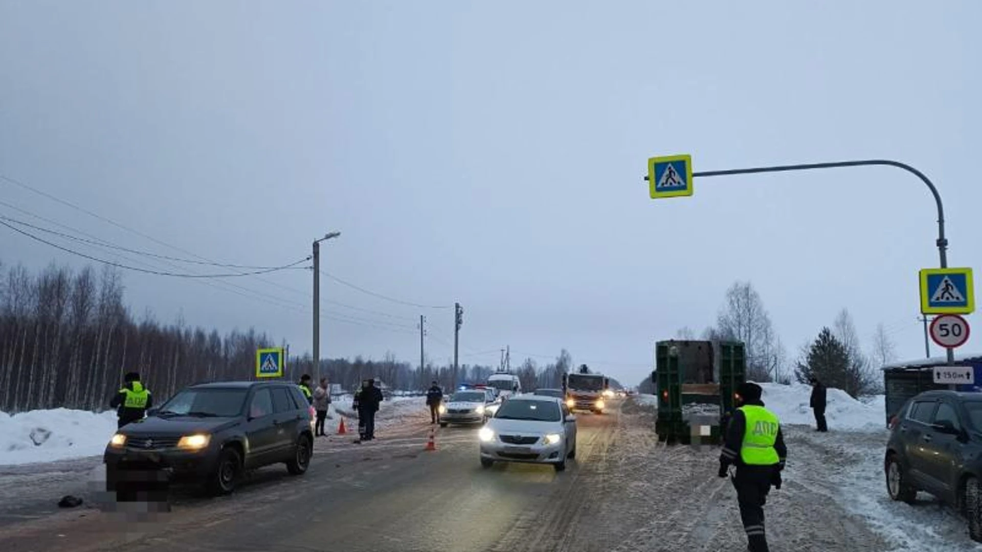 Женщину насмерть сбили на пешеходном переходе в Ижевске