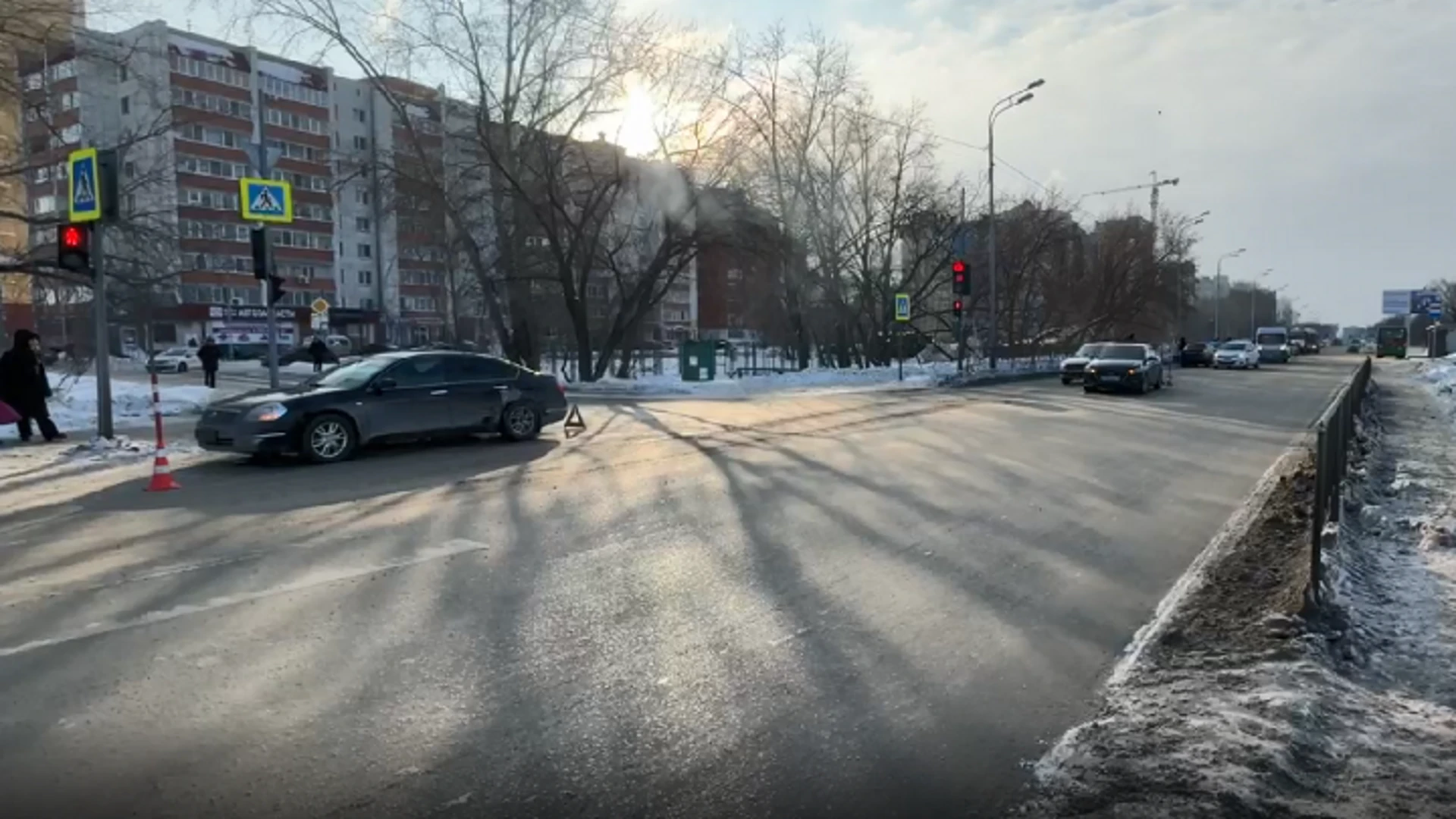 Пожилая тюменка спровоцировала аварию с участием четырех машин