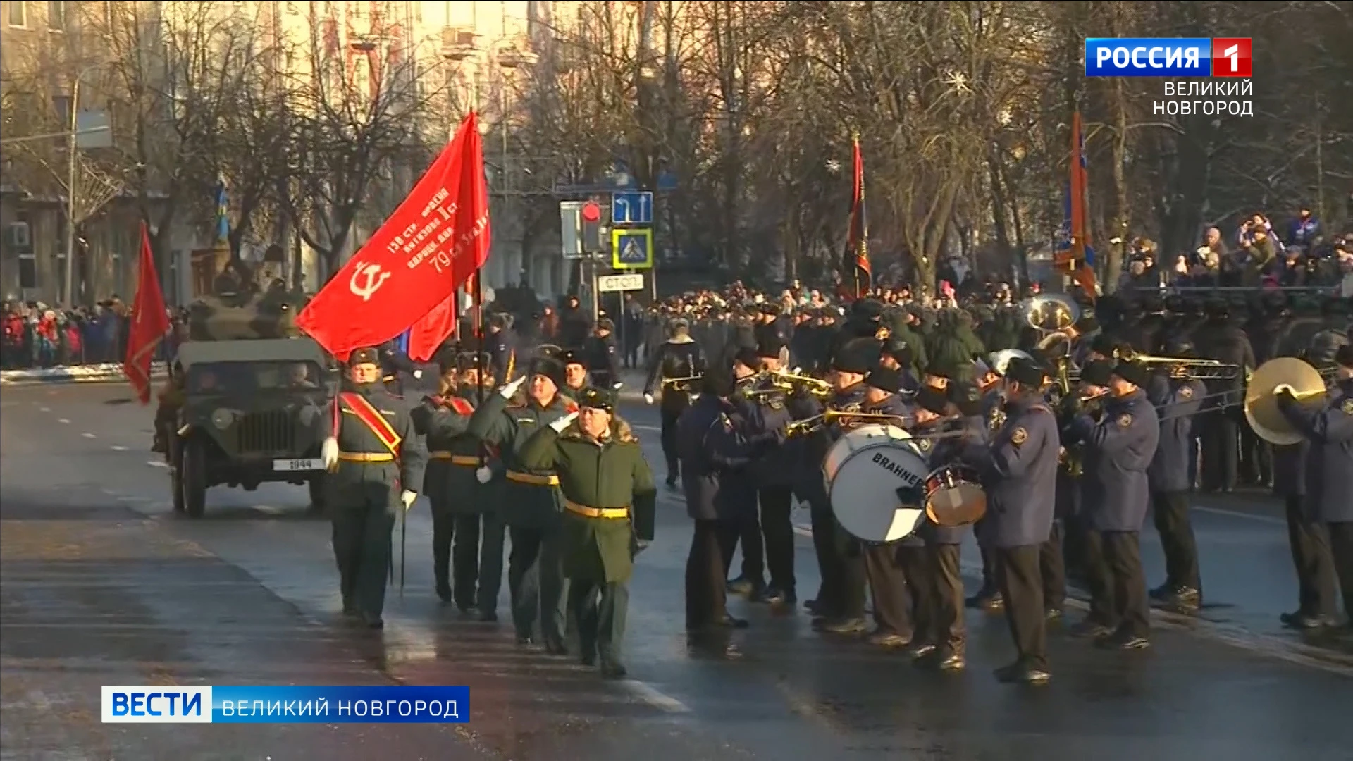 На главной площади Великого Новгорода прошел военный парад, посвященный 80-летию освобождения города