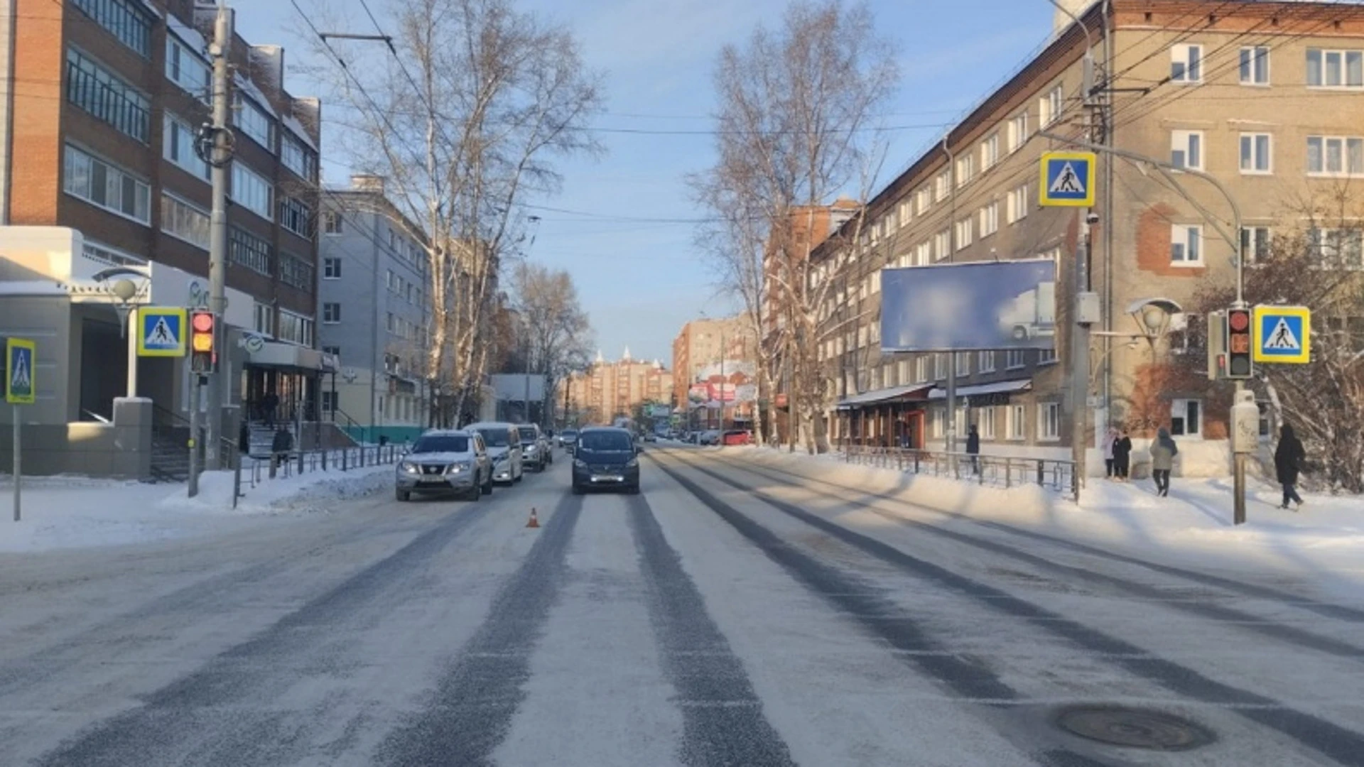 В Томске ищут водителя, который сбил пешехода на проспекте Ленина