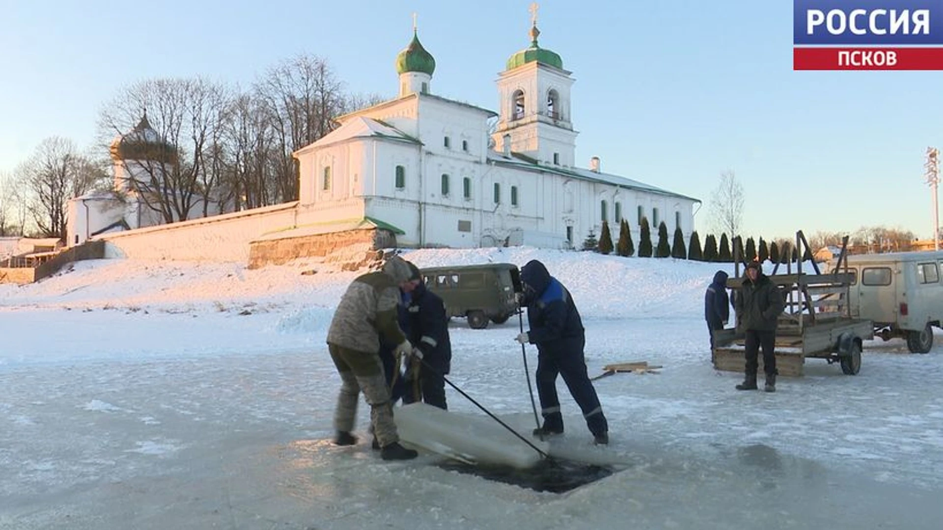 Медики советуют заранее готовиться к крещенским купаниям