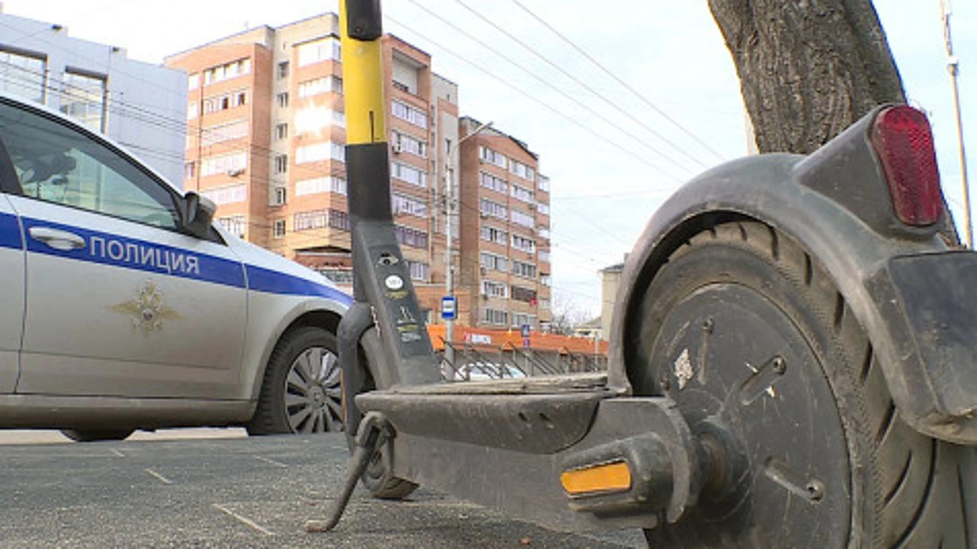 Elektrikli scooterlar yayaları işaret etmek yasaklanacak - trafik kurallarında başka ne değişecek?