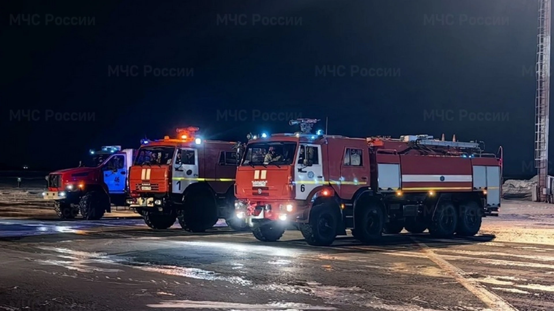 В Новосибирске совершил аварийную посадку самолет Горно-Алтайск – Салехард