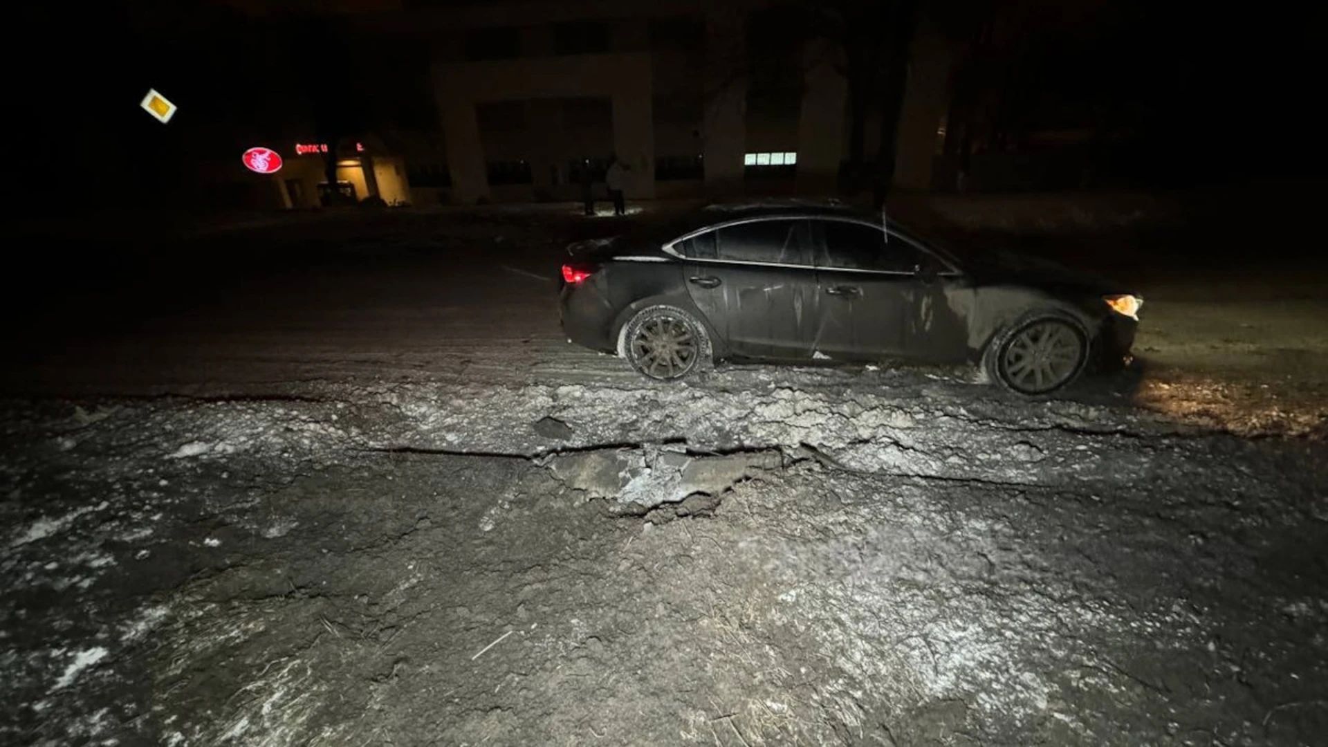 Три человека ранены в Донецке при массированном ударе ВСУ по городу