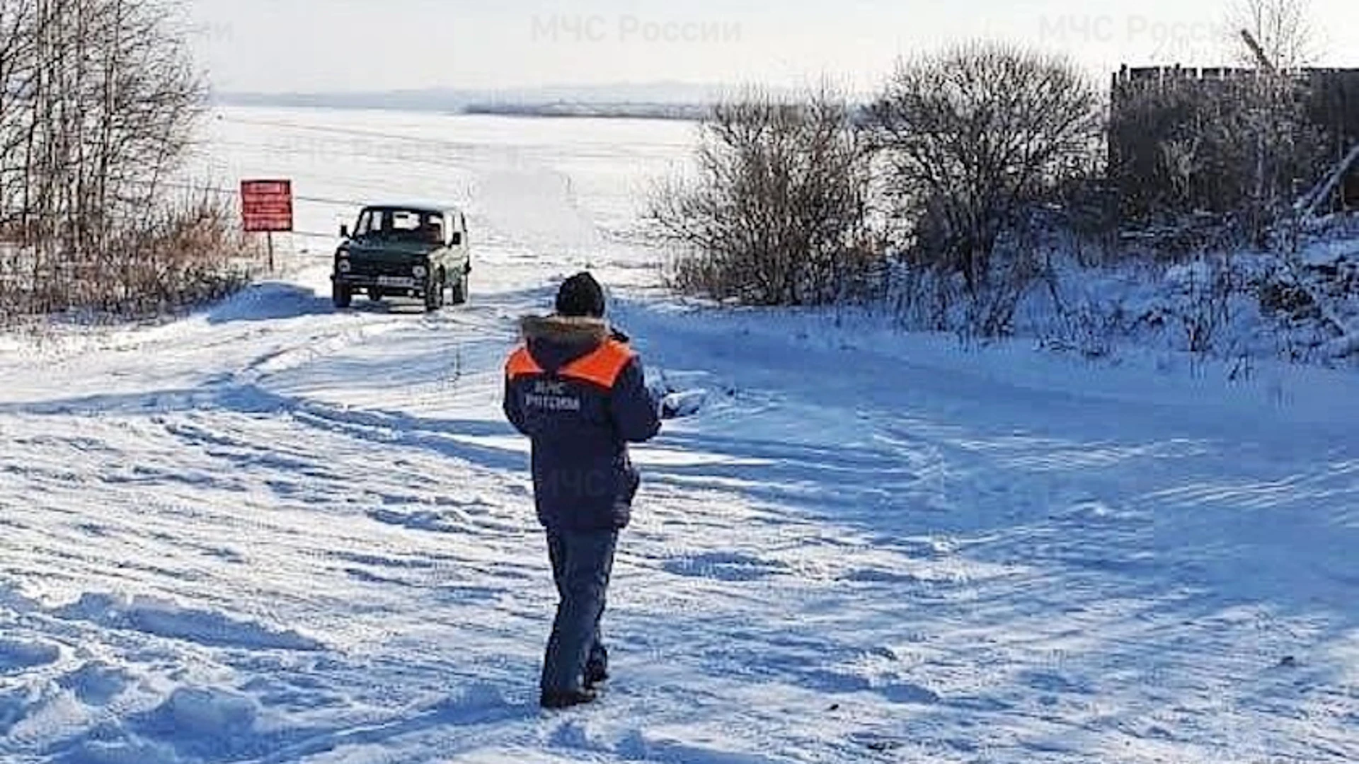 Троих нарушителей правил безопасности на водоемах за сутки выявили на Бурейском водохранилище