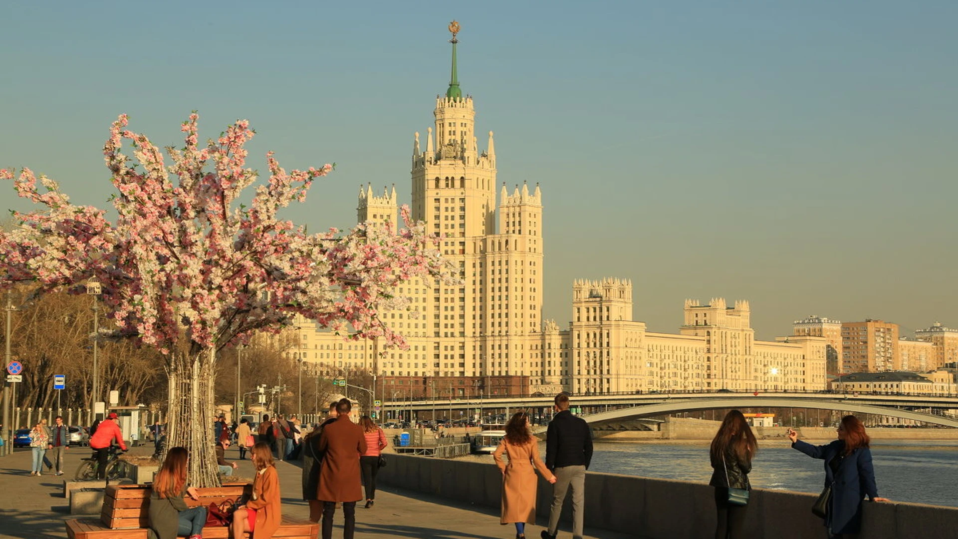 Авторские материалы Аномальная весна: что ждёт москвичей